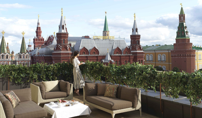 Гостиница Four Seasons Hotel Moscow и галерея 