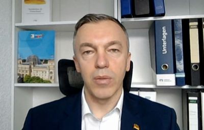 Депутат бундестага Шмидт: немецкая молодежь не поддерживает партию Шольца