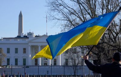 Политик: США скоро откажутся от Украины и сожгут ее дотла