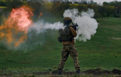 Три человека пострадали в результате удара ВСУ по Первомайску