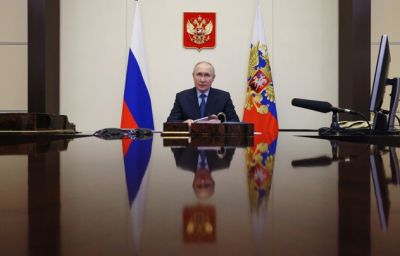 Путин проведет экономическое совещание и посетит один из российских регионов