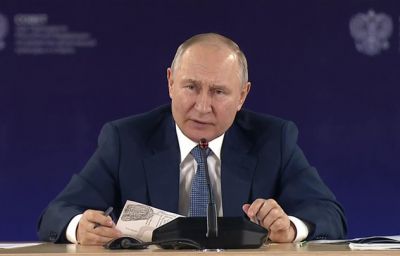 Владимир Путин считает, что международный спорт нуждается в обновлении