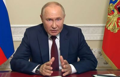 Путин поздравил избранных глав регионов с вступлением в должности