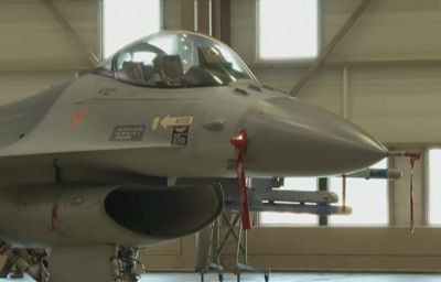 Обещанные Нидерландами F-16 могут не доехать до Украины