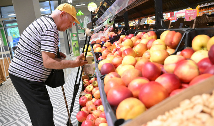 Магазины в России должны будут указывать цену продуктов за килограмм или литр