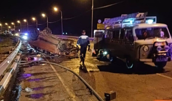 В ночном ДТП на Кубани погиб один человек и пятеро пострадали