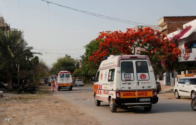 18 человек погибли в Индии после падения пикапа в пропасть