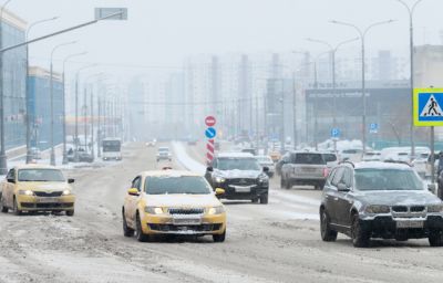 Ураган, снегопад и ледяной дождь: непогода терроризирует регионы страны