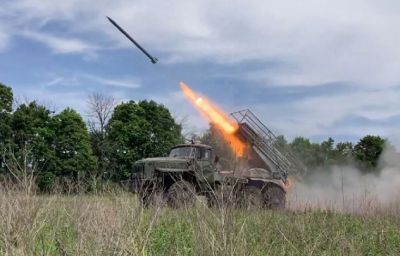 Расчеты РСЗО "Град" группировки "Запад" уничтожили БМП Marder с десантом ВСУ