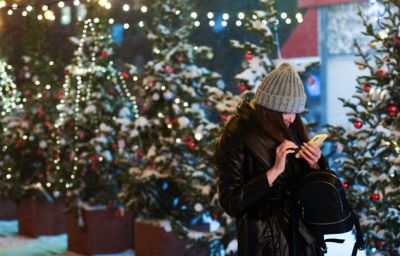 В отелях Москвы забронированы почти все номера на новогодние праздники - Новости на Вести.ru