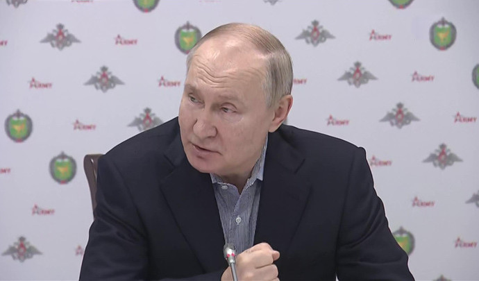 Путин: показатели эффективности РФ выросли, соцобязательства будут выполнены