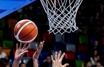 FIBA продлила отстранение баскетболистов России и Белоруссии