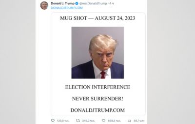 Трамп опубликовал свое фото под арестом